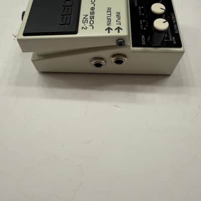 Boss Roland NS-2 Noise Suppressor Gate Guitar Effect Pedal image 4