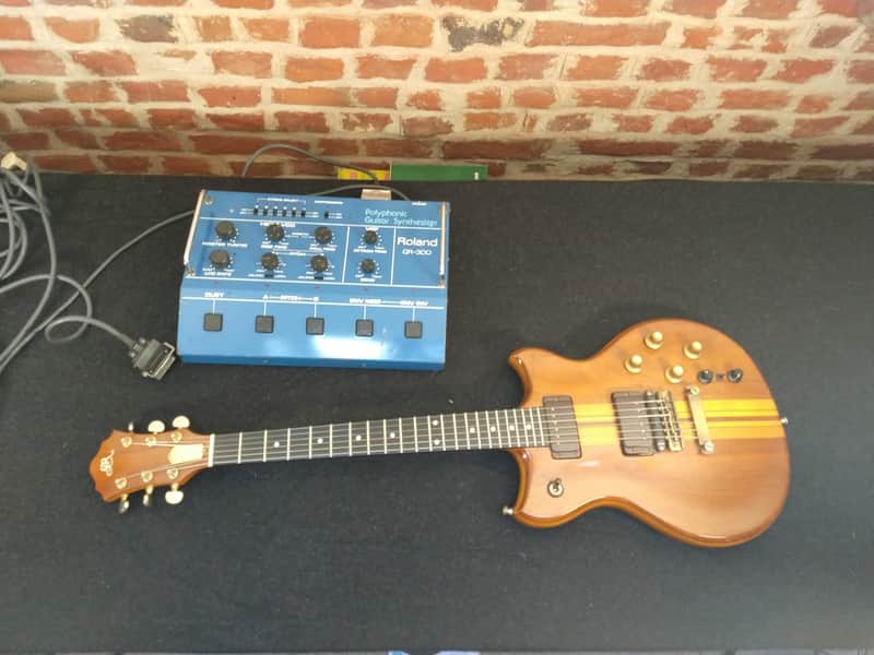 Roland GR808 & G-300 Guitar Synth System Natural image 1