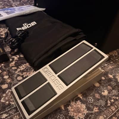Boss Katana-Artist MkII 100-Watt 1x12" Digital Modeling Guitar Combo Bundle with GA-FC, FV-500H Pedal, Cover, and Original Box image 3