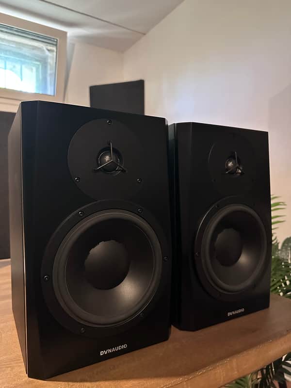 Dynaudio LYD 8 Active Nearfield Studio Monitor (Pair) - Black image 1