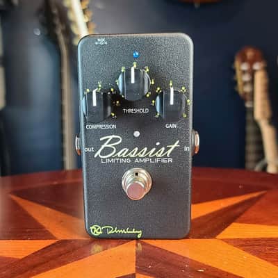 Keeley Bassist Limiting Amplifier Bass Compressor Pedal image 2