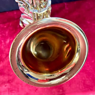 Yamaha YAS-23 Alto Saxophone 2010s - Brass image 9