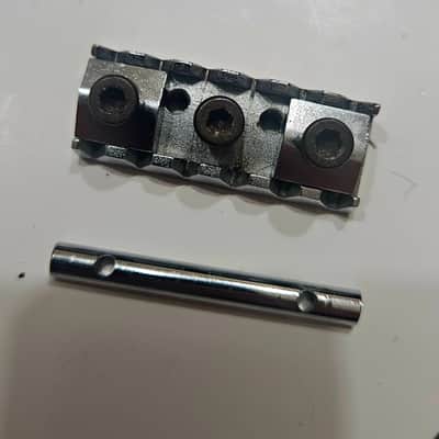 Floyd Rose TREMOLO SYSTEM R2 Vintage 1985-1990 - Chrome image 4