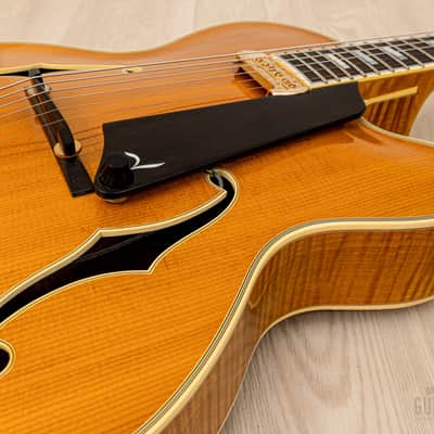 1991 Benedetto Manhattan Cutaway Archtop Electric Guitar Blonde, Near-Mint w/ DeArmond Rhythm Chief 1100, Case image 7