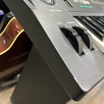Yamaha SY35 Vector Synthesizer 90s image 8