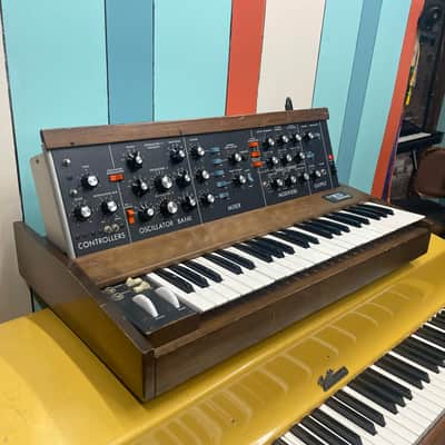 Mid 70s Vintage Moog Minimoog Model D • Early Serial #5233 • Original Walnut • Kenton Pro Solo Mk3 image 14