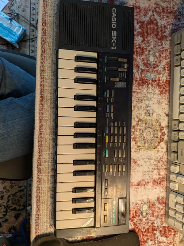 Casio SK-1 32-Key Sampling Keyboard 1986 - Black image 1