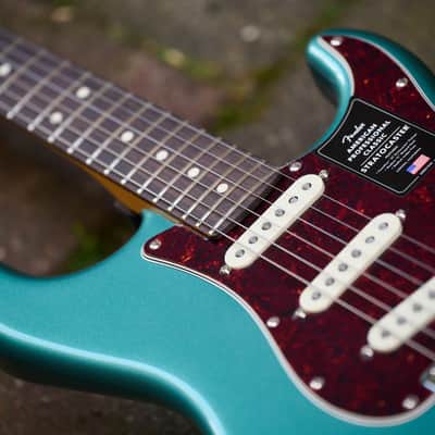 Fender American Professional Classic Stratocaster® - Faded Sherwood Green Metallic image 10