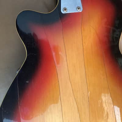 Vox Tornado 1967 - Sunburst image 7