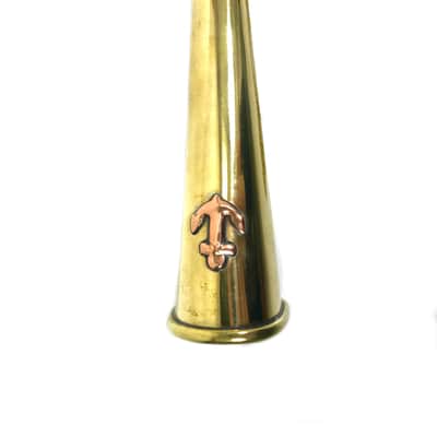 The Ventiano Small Brass Hunting Bugle Horn with Chain - Tune to D image 3