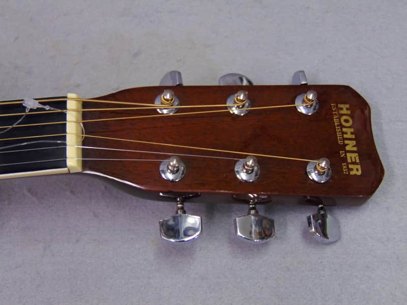 Hohner HW-400N Natural Gloss Korean Acoustic Guitar Professionally