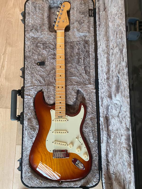 Fender American Elite Stratocaster