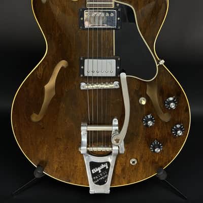 1969 Gibson ES-335 with Factory Installed Bigsby - Walnut image 2