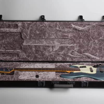 Fender  Jazz Bass Solid Body Electric Bass Guitar (1964/5), ser. #L24522, molded black plastic hard shell case. image 10