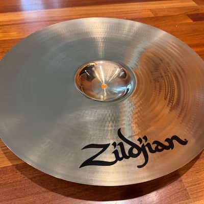Zildjian 19" A Custom Crash Cymbal 1991 - Present - Brilliant image 9
