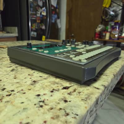 Korg Electribe-S ES-1 Rhythm Production Sampler 2000s - Silver image 3