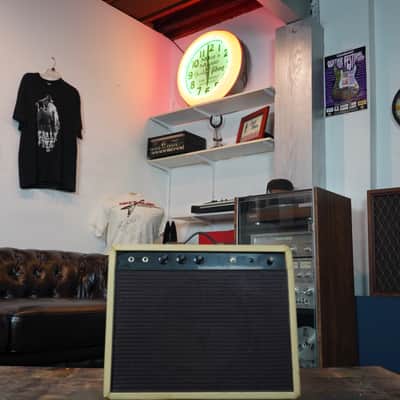 Pierce Combo Amp 1970s Blond image 8