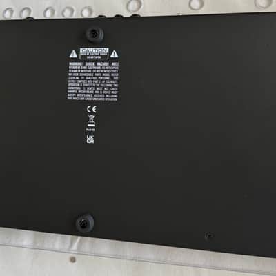 Fractal Audio FM9 Mark II FX Turbo with Protecting Shields image 6