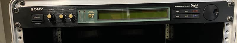 Sony R7 90ies image 1