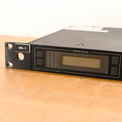 Shure U4D-J4 Dual-Channel Wireless Receiver with U1 Bodypack - J4 Band CG01YG6 image 4