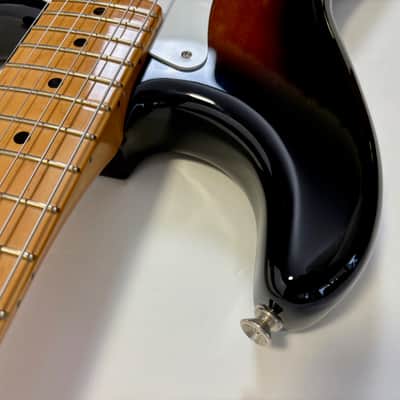 Fender Stratocaster '50s Vintera II 2023 Sunburst image 7