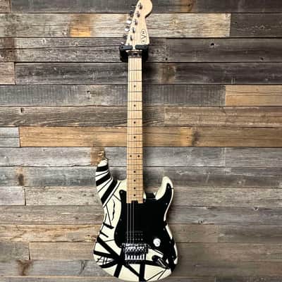 EVH Striped Series '78 Eruption 2022 - Present - Black / White Stripe Relic image 2