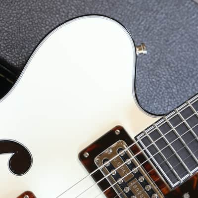 Minty! 2025 Gretsch G6636TDC Richard Fortus Signature White Falcon Semi-Hollow Electric Guitar White + COA OHSC image 4