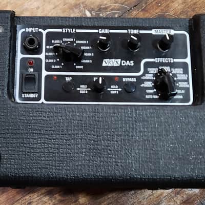 Vox DA-5 Busker Modelling Amplifier 2005-2009 image 8