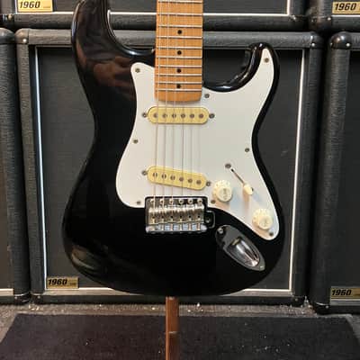 Fender MST-32 Mini Stratocaster MIJ Early 1990s - Black image 9