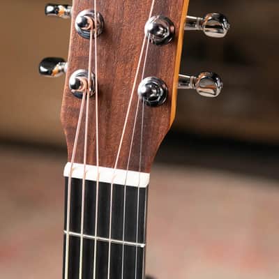 Taylor BT1e Baby Taylor Acoustic/Electric Guitar with Gig Bag image 5