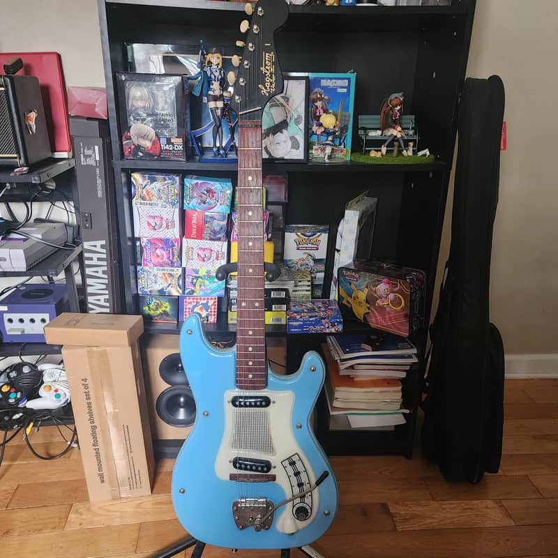Hagstrom 1 1960s - Blue image 1