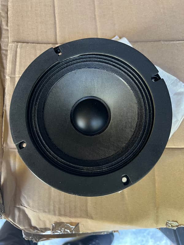 EAW KF730 / KF730P / KF300 P/N 0001143 6" MF Driver Used LC06/1501-8 “Read Desc” image 1