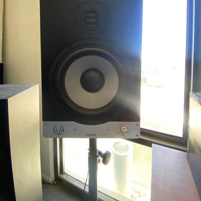 Eve Audio SC208 8" Active Studio Monitor - Pair image 6