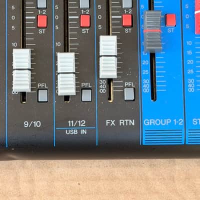 Yamaha MG12XU Mixing Console image 11