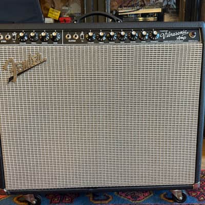 Fender Custom Shop Vibrasonic Amp 2000’s - Black FULLY SERVICED image 1