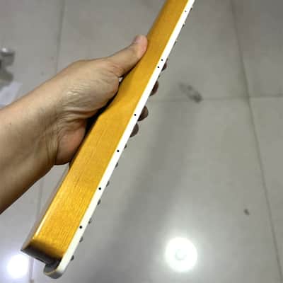 27 inch Maple Rosewood Fretboard 22 Fret Baritone guitar Neck Yellow parts image 4