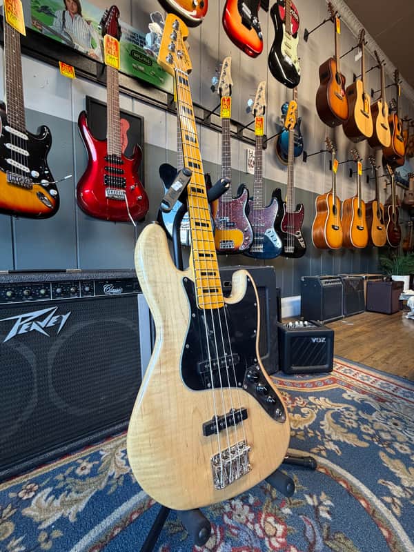 Squier Classic Vibe '70s Jazz Bass 2019 - Present - Natural image 1