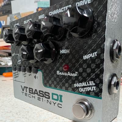 Tech 21 SansAmp Character Series VT Bass DI 2010s - Graphic image 2