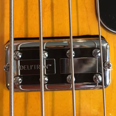 Fender Coronado Bass II 3 Tone Sunburst Reissue image 12