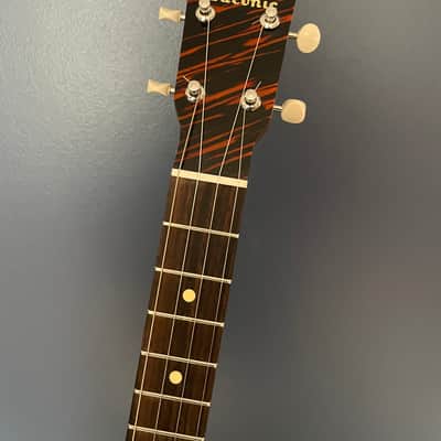 Taconic #219 4 String Electric Cigar Box Tenor Ukulele - Padron 3000 - Video image 3