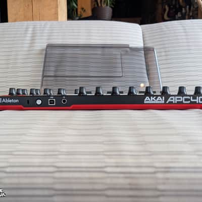 Akai APC40 MkII w/ Deck Saver imagen 4