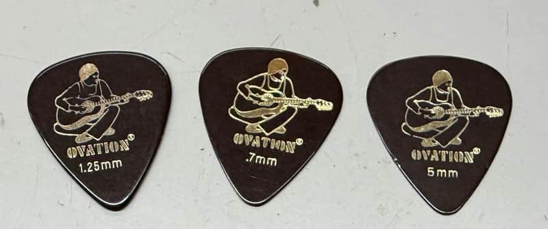 Ovation 3 Guitar picks Vintage image 1