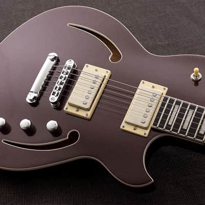 Reverend Roundhouse Air HH Metallic Bordeaux image 4