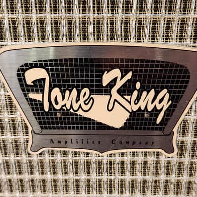 Tone King 2013 Metropolitan 40-Watt 1x12" Guitar Combo w/ Footswitch & Padded Cover image 2