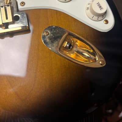 2004 Fender 50th Anniversary Limited Edition American Deluxe Strat MP 2 Tone Sunburst image 5
