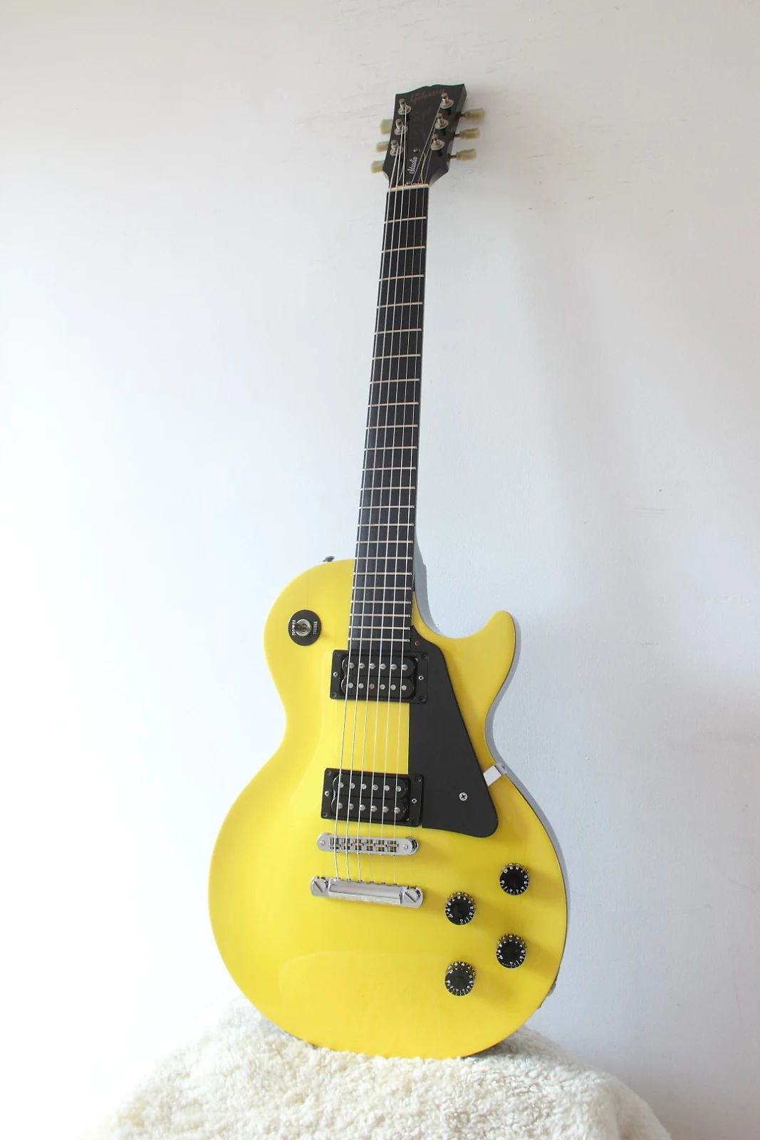 【期間限定出品】Gibson Les Paul Studio r4ucunt7iz2xj14b7q3q.png