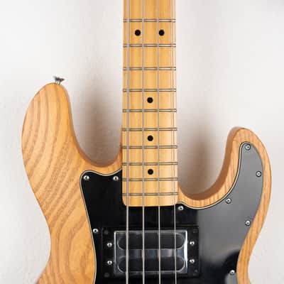Peavey T40 Electric Bass Guitar - 1st Year image 13