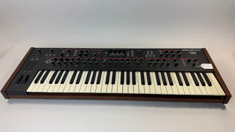 Dave Smith Instruments Prophet 12 61-Key 12-Voice Polyphonic