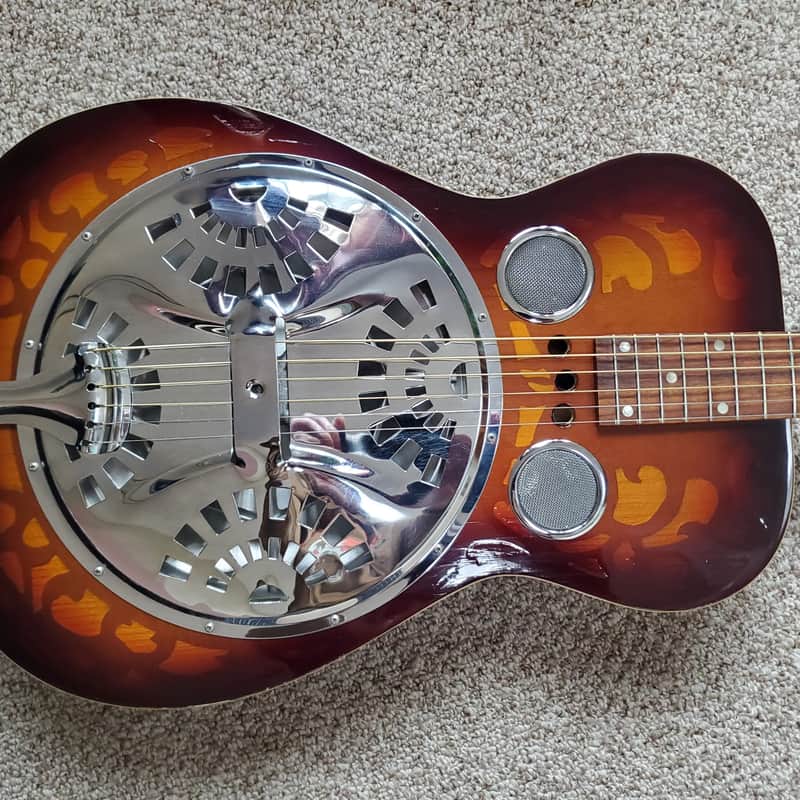 1983 Dobro Sandblasted model 66B French scroll sandblasted Bir…