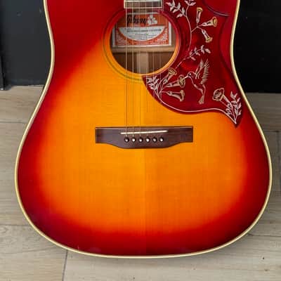 Gibson Hummingbird Custom 1971 - stunning & minty Cherry'burst Hummer for the pickiest collector ! image 1